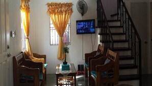 Family House | Living area | Flat-screen TV - CLB-Vacation House for rent (Tagbilaran)