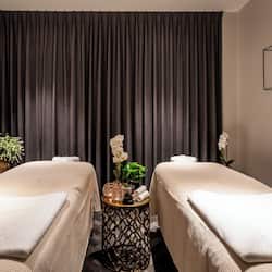 Couples treatment room(s), body treatments, body wraps, body scrubs