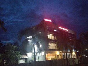 Fachada da propriedade