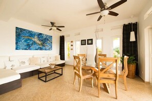 Room, 1 Double Bed, Non Smoking | In-room dining - Villa Solymar (Las Terrenas)