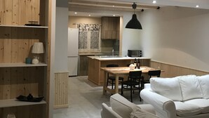 Flat-screen TV - Stathis Home (Lefkada)
