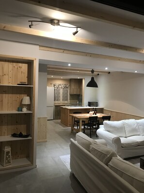 Flat-screen TV - Stathis Home (Lefkada)