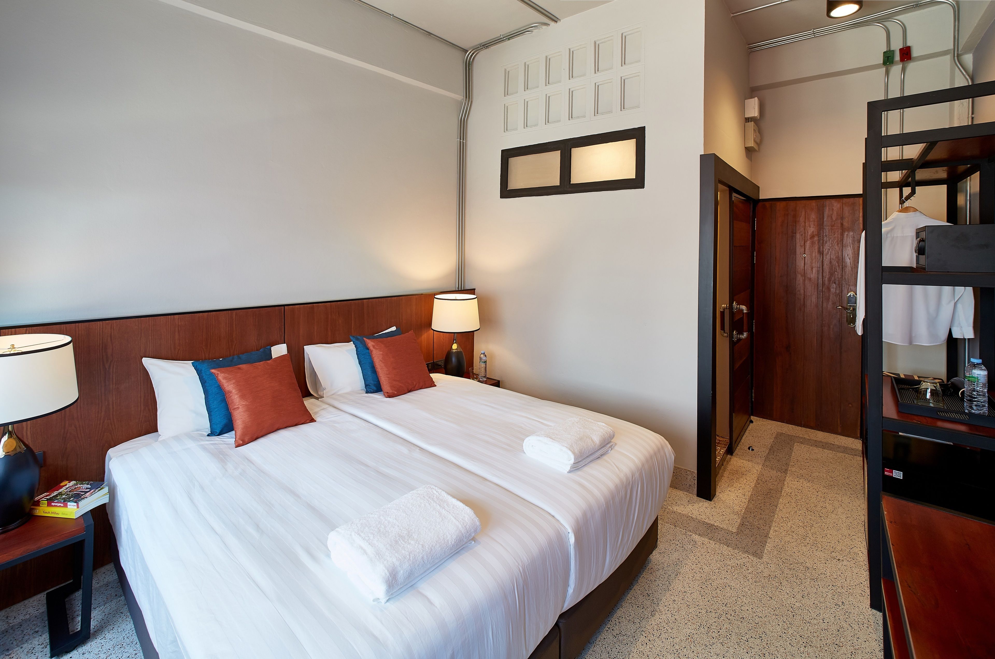 Caja de seguridad en la habitación y cortinas blackout 