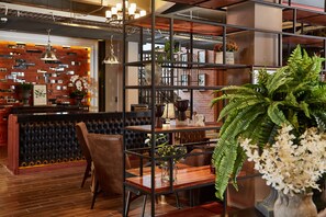 Reception - W22 by Burasari (Bangkok)