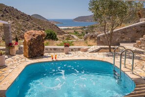 Outdoor pool - Theologos Houses (Patmos)