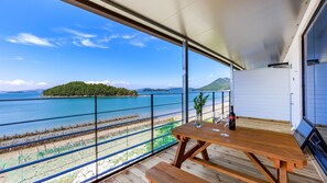 Deluxe Room, 2 Bathrooms (2F) | Terrasse/Patio