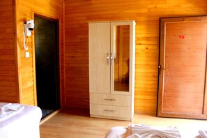 Business Triple Room