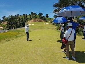 Golf - Padgett Place - Deluxe Suites (Cebu City)