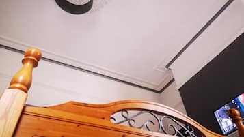 Family Triple Room, Multiple Beds, Shared Bathrooms | 1 bedroom, premium bedding, memory foam beds, individually furnished