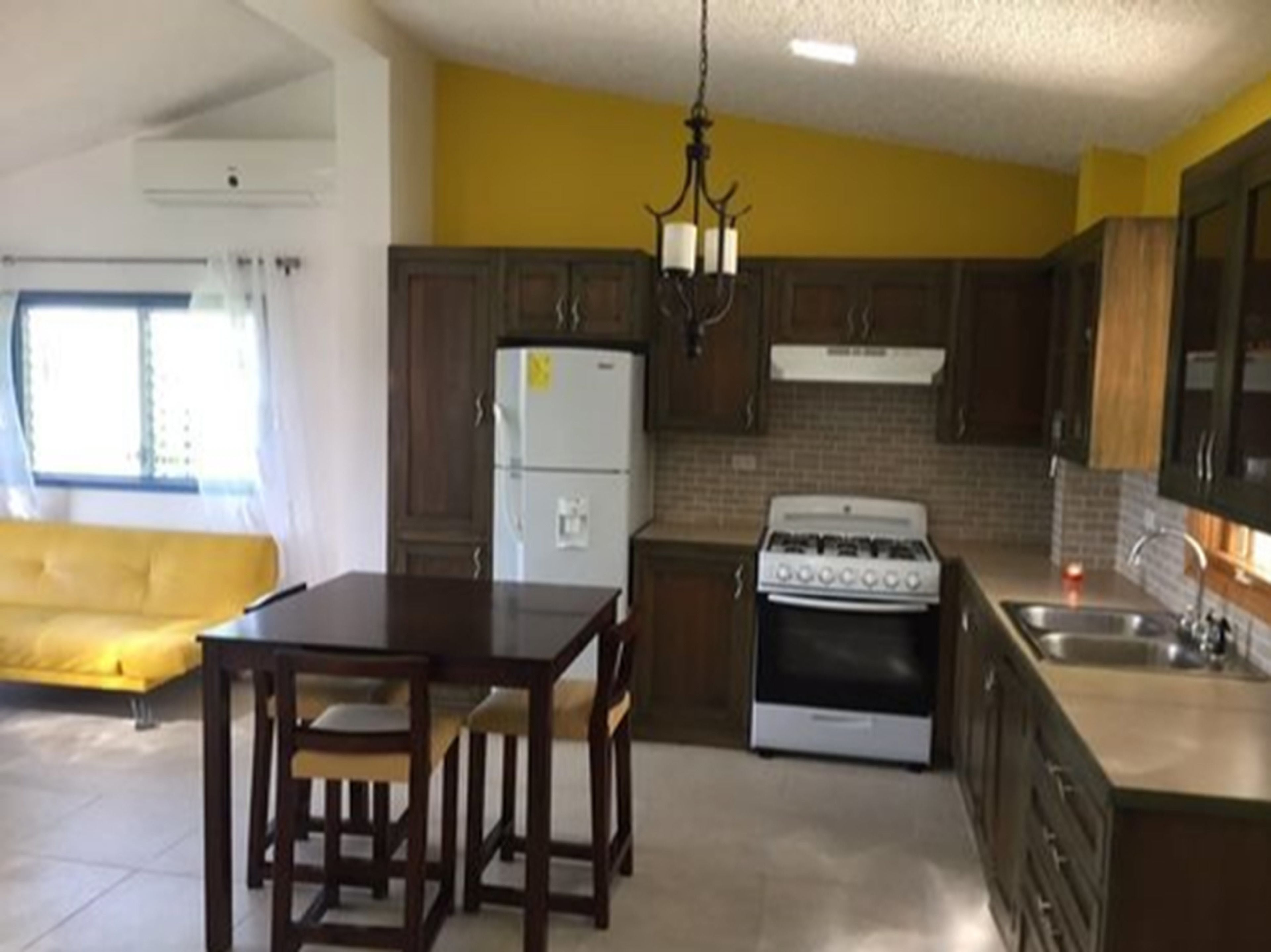 grand room, 1 bedroom, bathtub, pool view | in-room dining