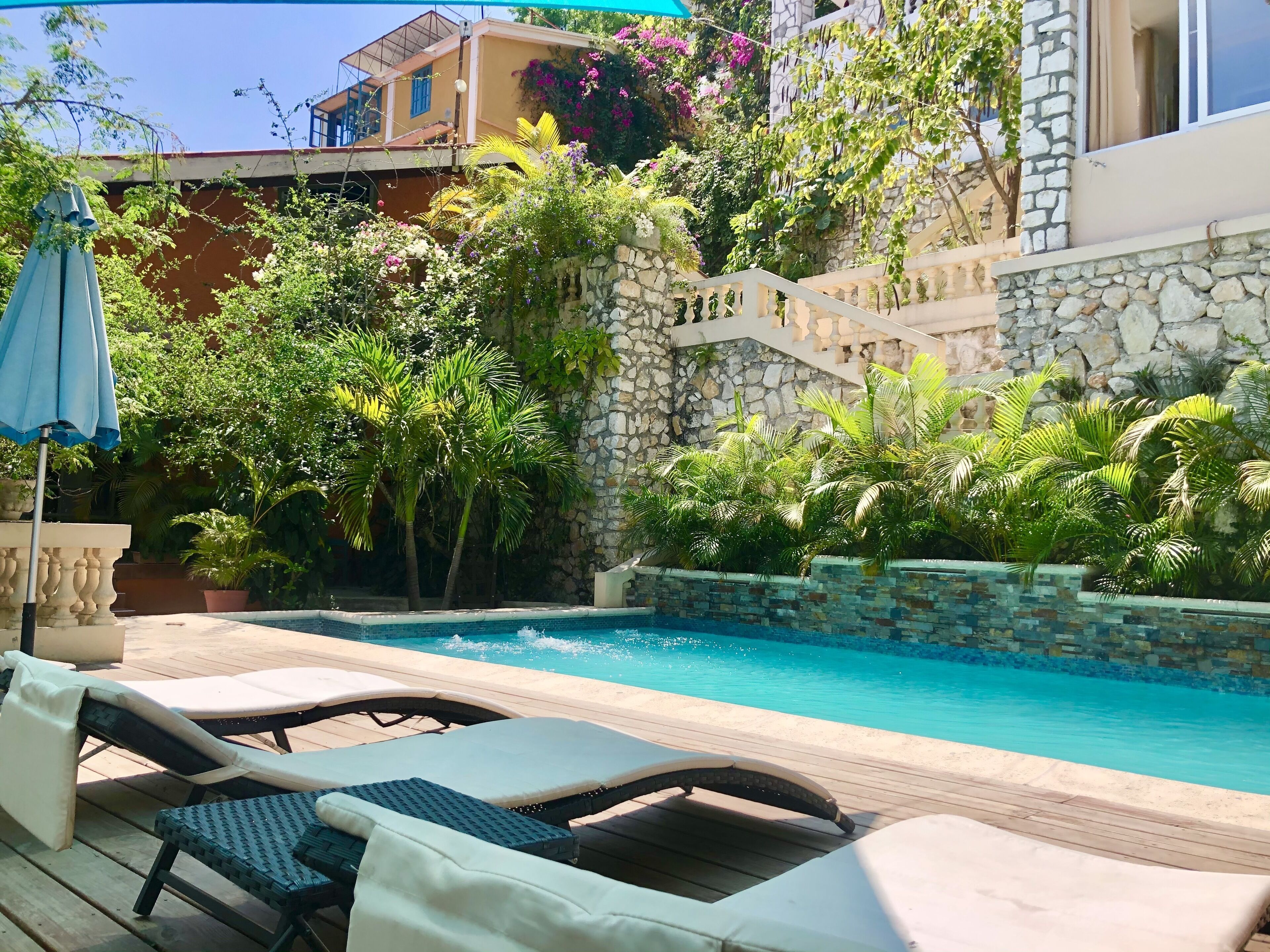 Kolam renang terbuka 