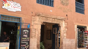 Fachada de la propiedad