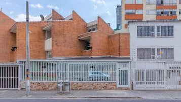 Fachada da propriedade