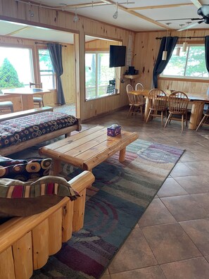 Dining - Spacious Lake Cottage! (Lake City)