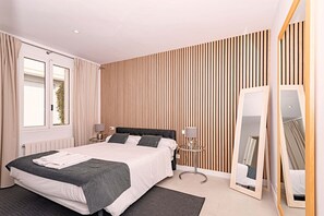 3 slaapkamers, een kluis op de kamer, een strijkplank/strijkijzer