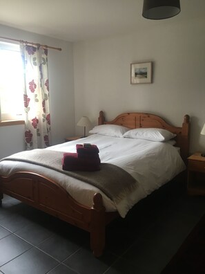 3 chambres, bureau, fer et planche à repasser, Wi-Fi