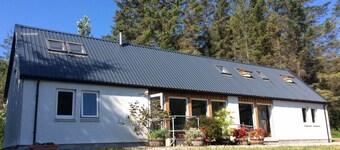 Spacious 3 bedroom longhouse in an idyllic location above Loch Broom