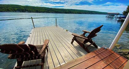 Beautiful Retreat w/Amazing Views-Kayak&Canoe! Lakefront! Free WIFI