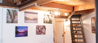 Treetop condo w / yksityinen Deck