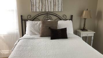 2 Schlafzimmer, Bügeleisen/Bügelbrett, kostenloses WLAN, Bettwäsche