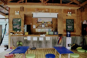 Daily cooked-to-order breakfast (PHP 99 per person)