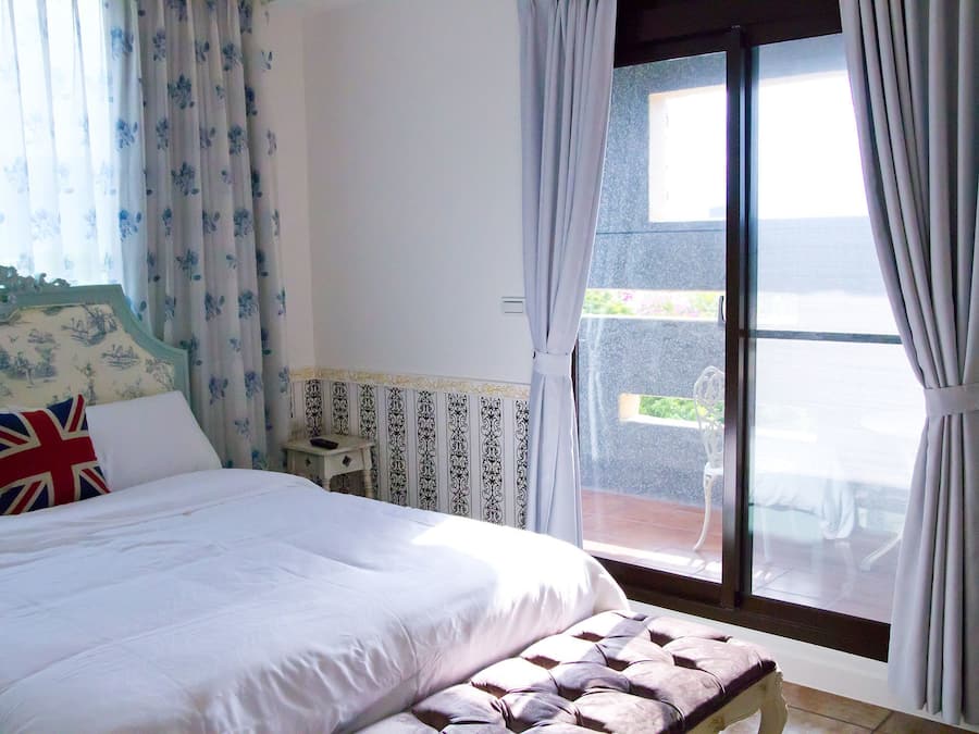 Classic Double Room | Balcony