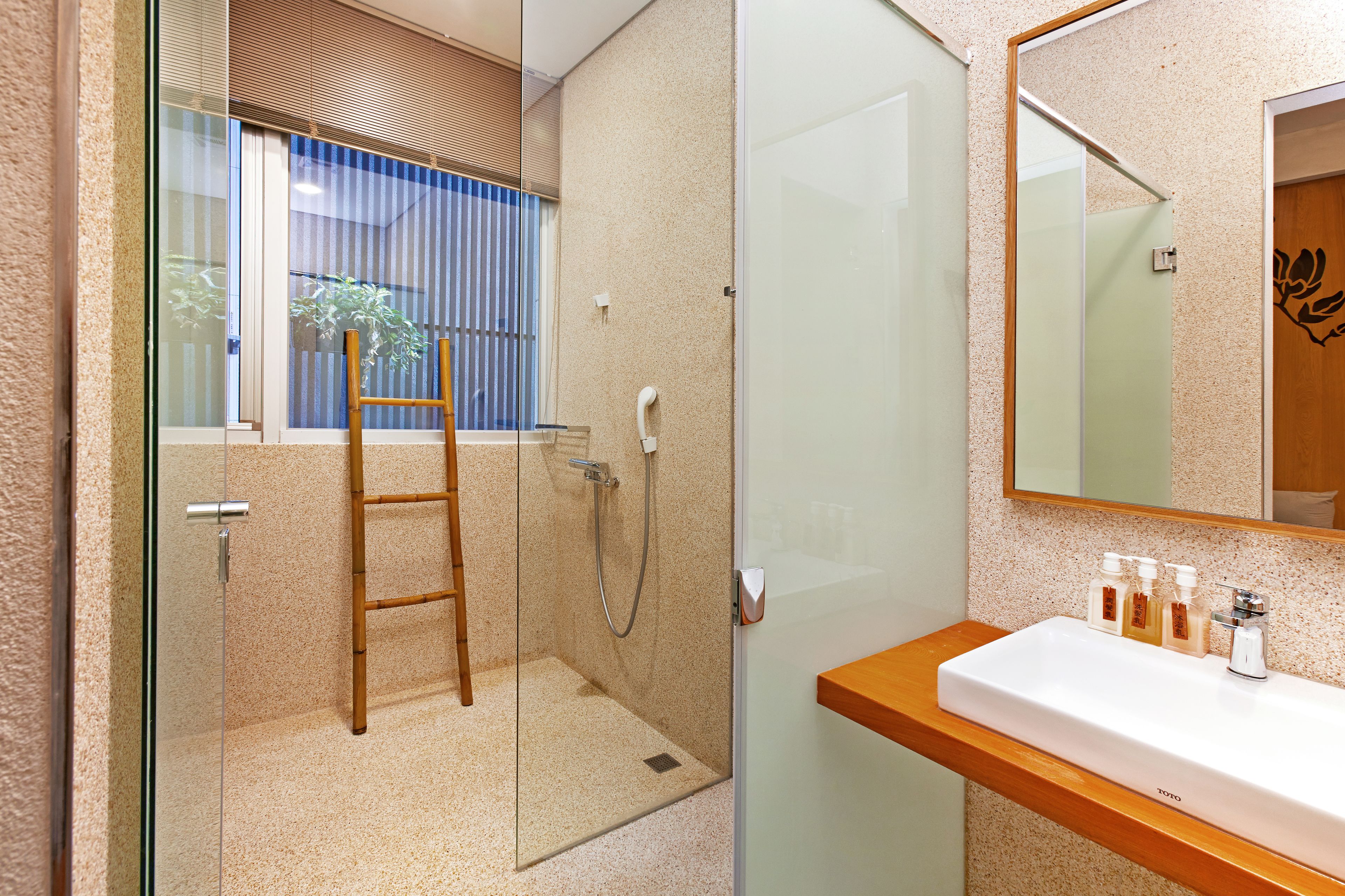 Fasilitas kamar mandi