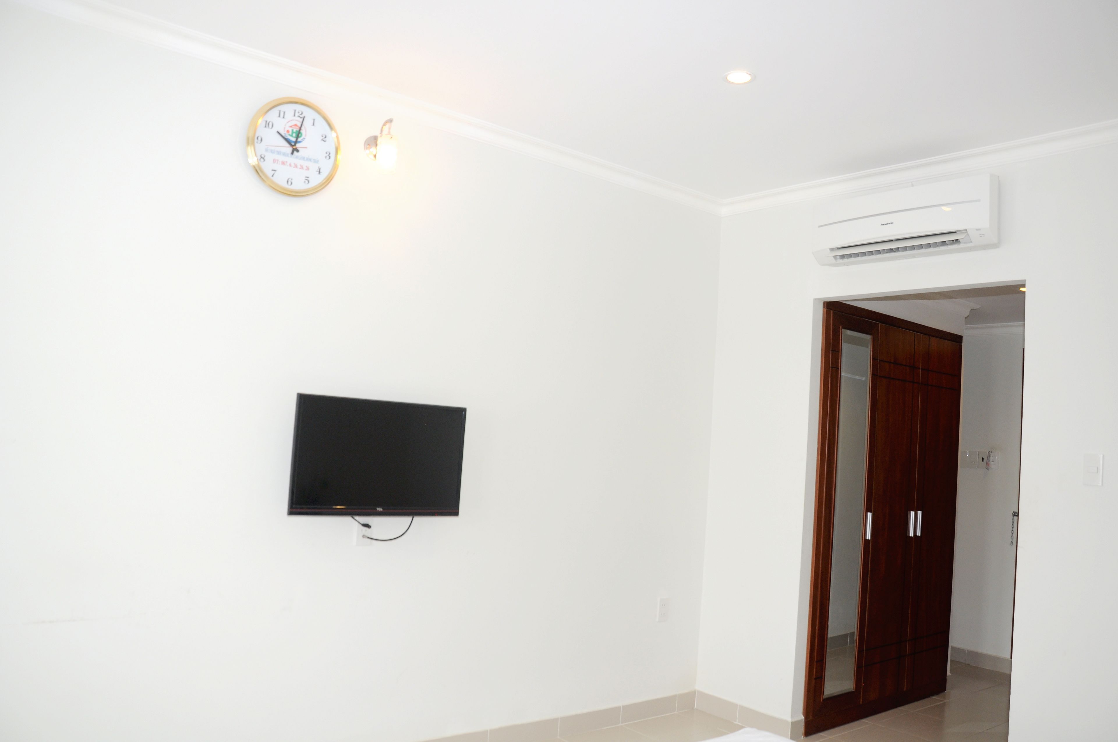 Premium bedding, memory-foam beds, minibar, individually decorated