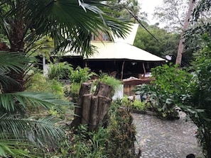 Reception - Bahay Isla Sanctuario (Puerto Galera)