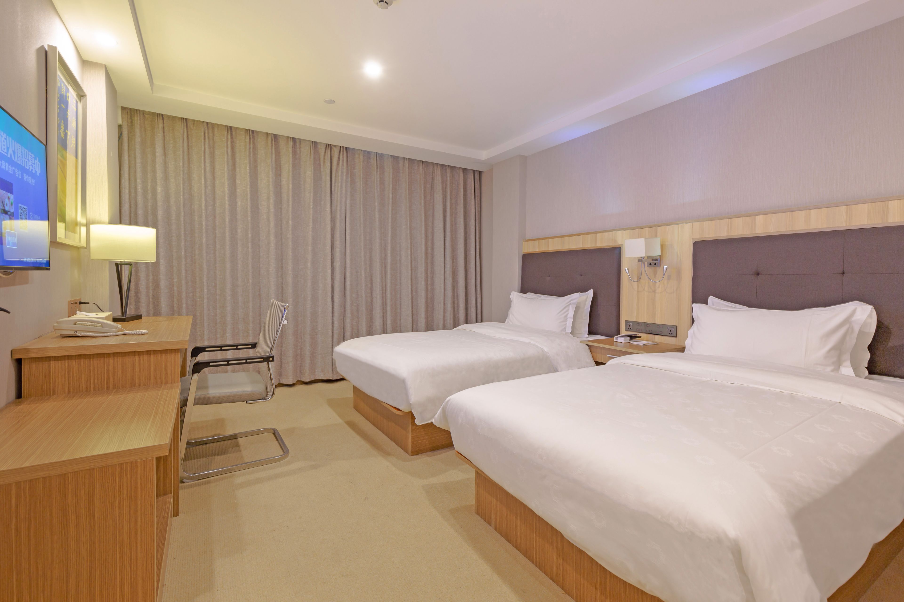 comfort twin room | 1 bedroom, premium bedding, minibar, desk