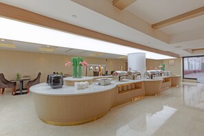 Daily buffet breakfast for a fee - Echarm Hotel Shanghai Hongqiao Airport (Shanghai)