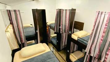 Free WiFi, bed sheets