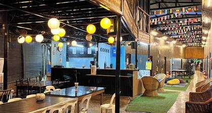 Big Paul Hostel - Adults Only