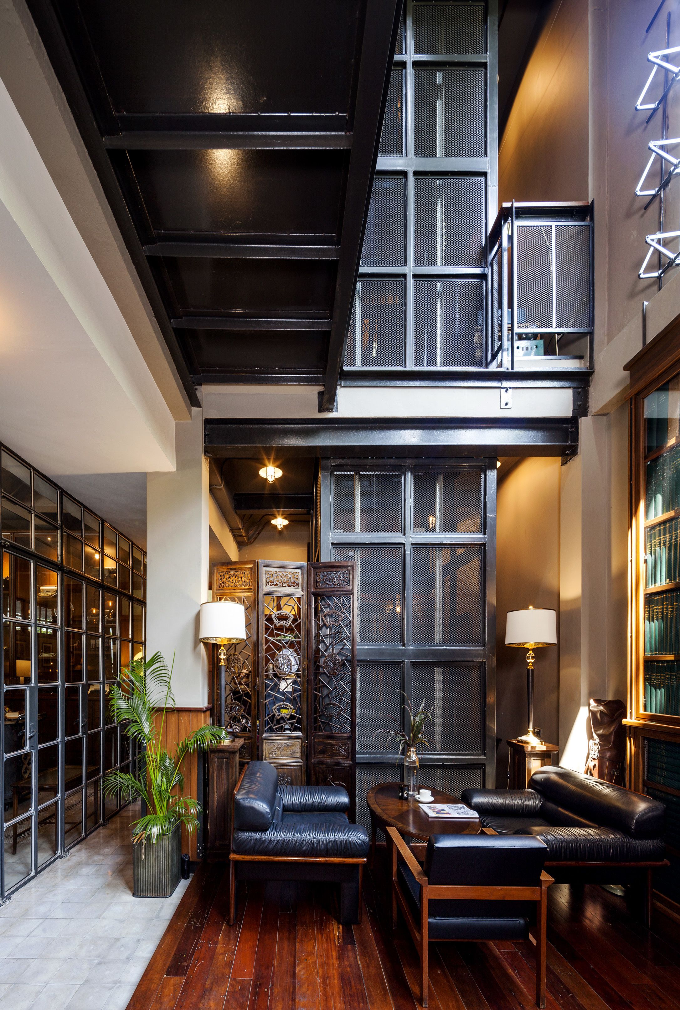 ロビー応接スペース