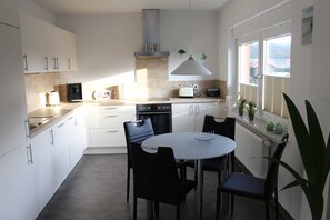 Fridge, oven, dishwasher