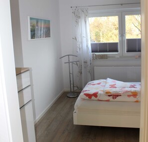 2 bedrooms, in-room safe, travel cot, WiFi