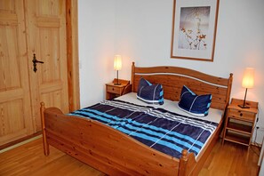 2 habitaciones, cuna de viaje y wifi 