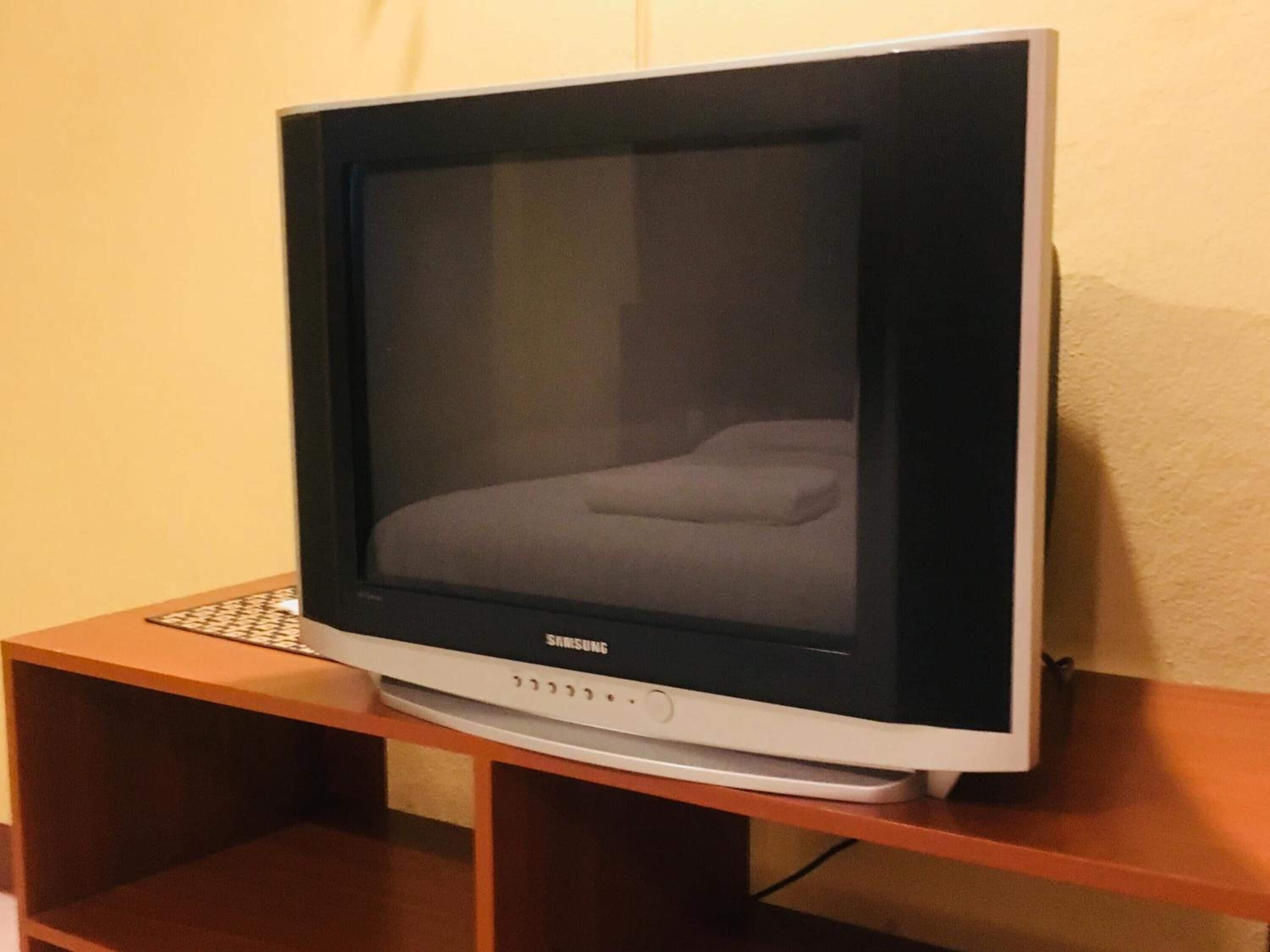 in-room safe, free wifi