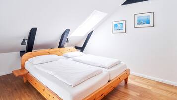 2 Schlafzimmer, Reisekinderbett, WLAN, Bettwäsche
