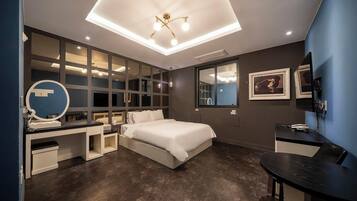 Standard Room | Premium bedding, blackout drapes, soundproofing, free WiFi