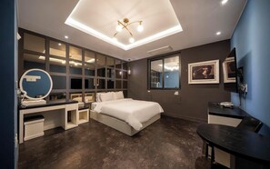 Standard Room | Premium bedding, blackout curtains, soundproofing, free WiFi - Rings Hotel (Gunsan)