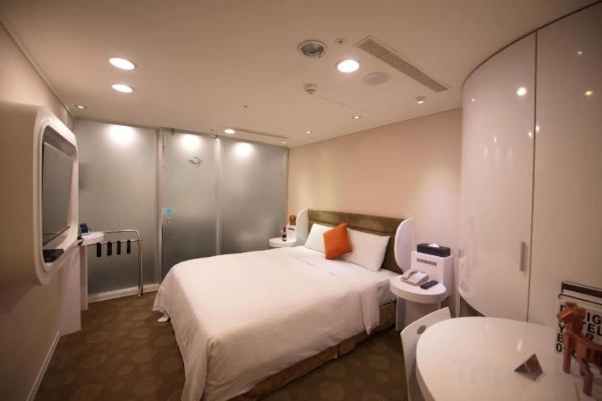 Standard Double Room(No Window)