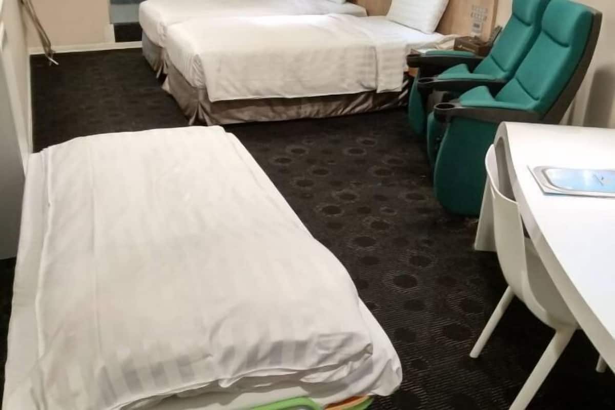 Couette en duvet d'oie, coffres-forts dans les chambres, bureau