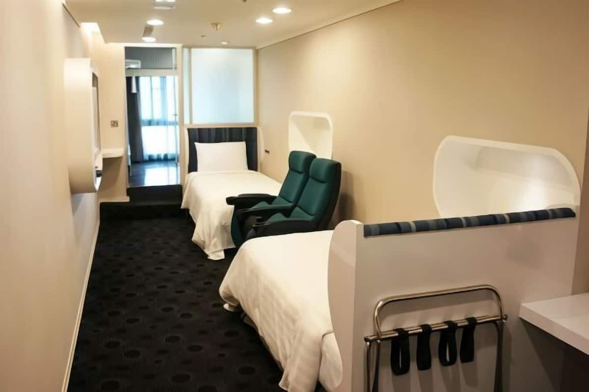 Couette en duvet d'oie, coffres-forts dans les chambres, bureau