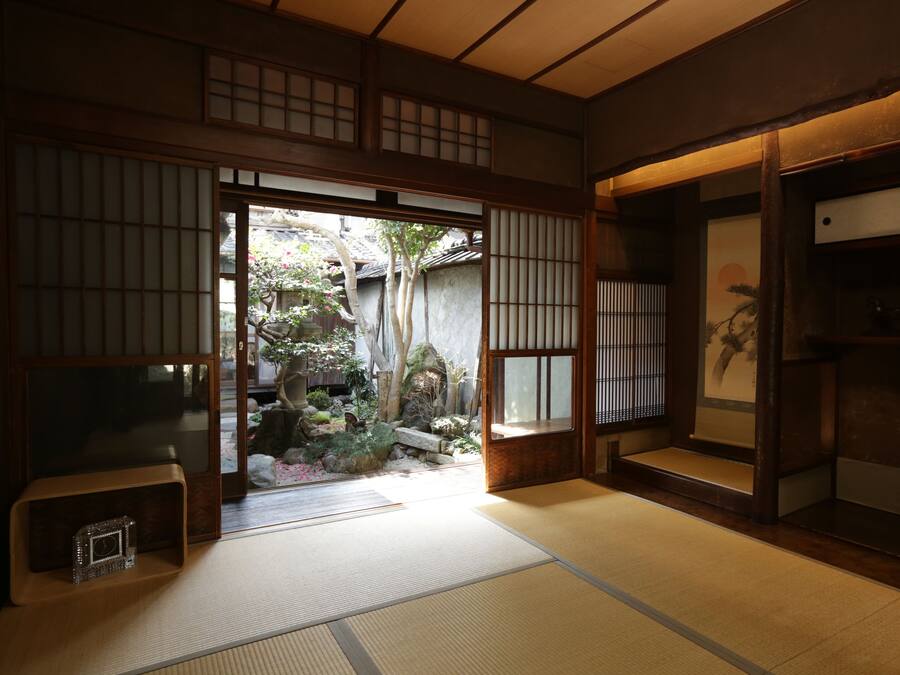 Annex Japanese-style room / Garden view