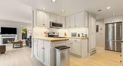 Golf Resort 4bd Home- 20 to Minutes to Glacier Park and 10 Minutes to Whitefish