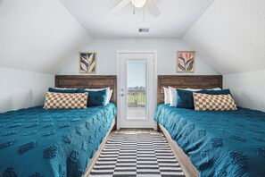 3 chambres, fer et planche à repasser, lit parapluie, Wi-Fi gratuit