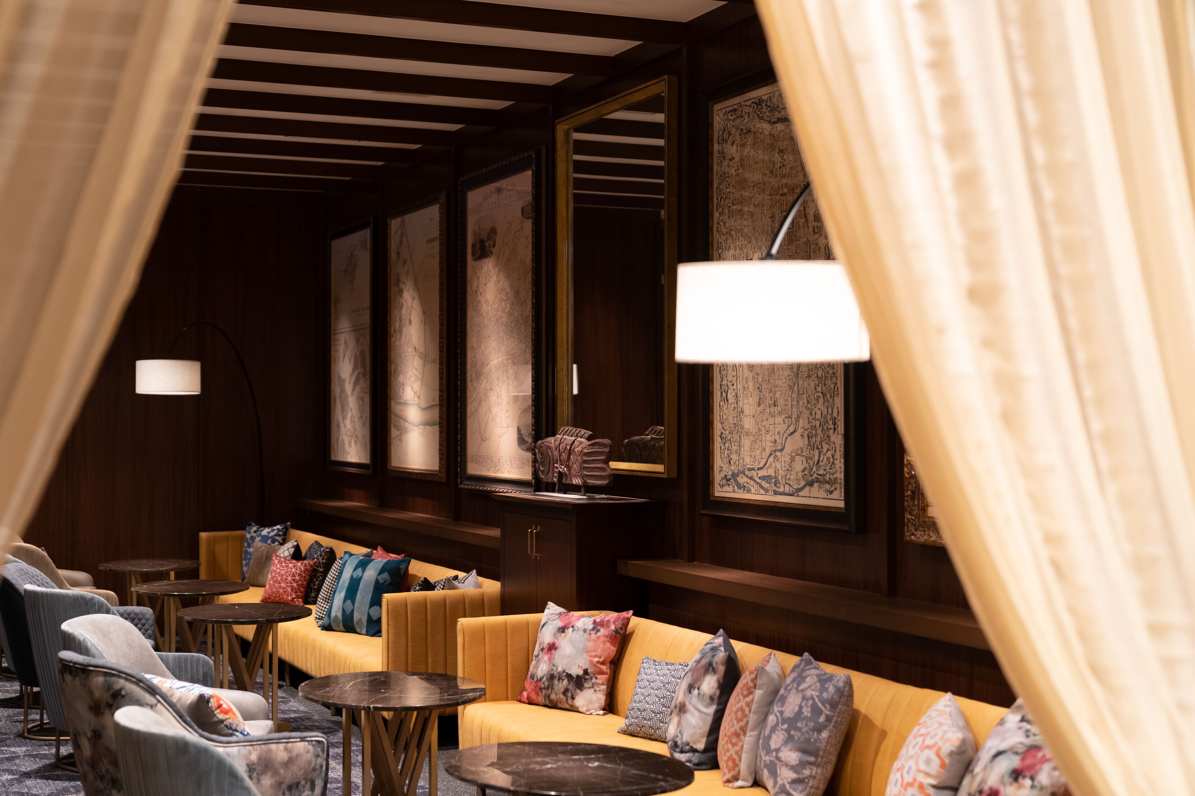 breakfast and lunch served, mediterranean cuisine