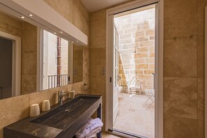 Comfort Double Room | View from room - The Snop House (Senglea)