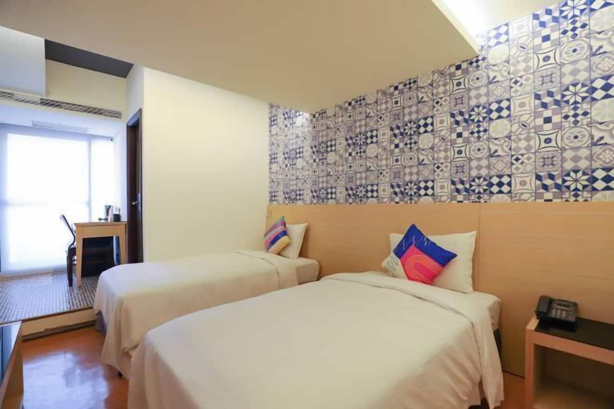 Literie de qualité supérieure, bureau, rideaux occultants, Wi-Fi gratuit